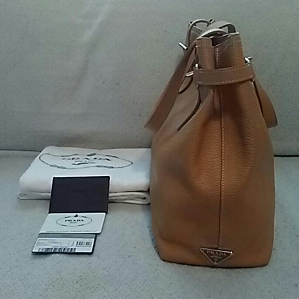 Vintage Authentic Prada Leather Shoulder Tote Double Handle Bag - Picture 2 of 8